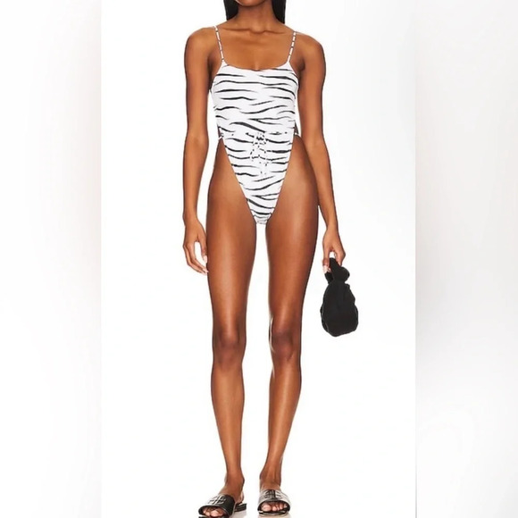 MONICA HANSEN BEACHWEAR Revolve
Bardot One Piece thick zebra stripes - Picture 1 of 6